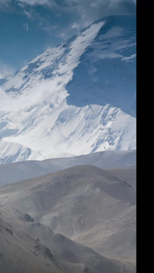 新疆慕士塔格峰雪山延时5A景区4秒视频