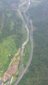 航拍湖南湘西5A级旅游景区矮寨奇观景区九曲十八弯峡谷道路素材5A级景区视频