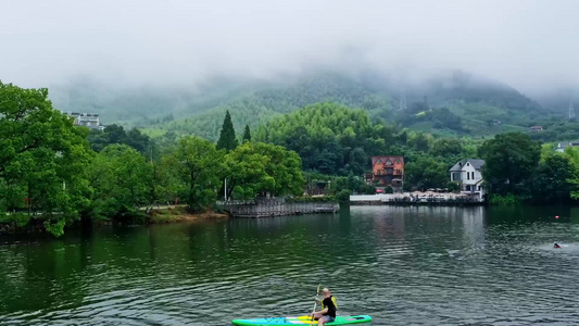 莫干山水库皮划艇航拍视频