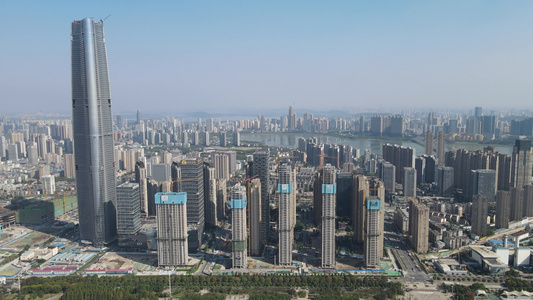 航拍武汉第一高楼绿地中心[第三位]视频