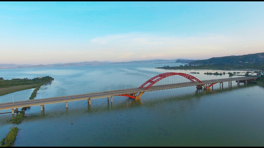 4k海上大桥大气航拍视频