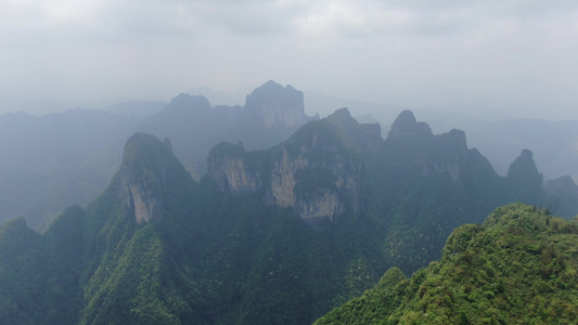 航拍自然风光大山视频