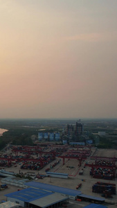 航拍城市物流码头长江港口货运集装箱素材码头素材视频