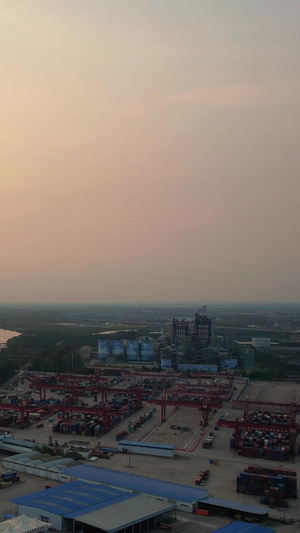 航拍城市物流码头长江港口货运集装箱素材码头素材60秒视频