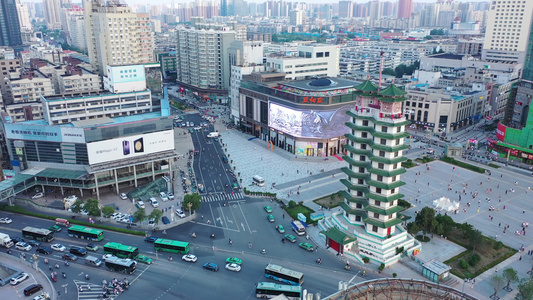 航拍郑州二七塔郑州二七广场城市地标建筑物视频