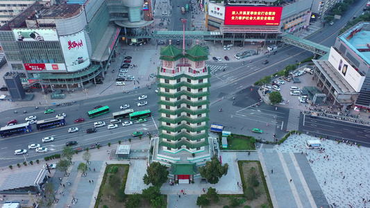 航拍郑州二七塔郑州二七广场城市地标建筑物视频