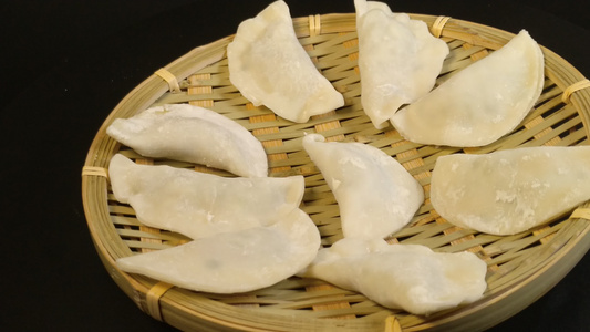 手工制作饺子视频