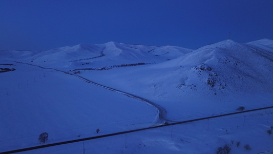 大兴安岭自然风光寒冬雪山雪景夜色视频