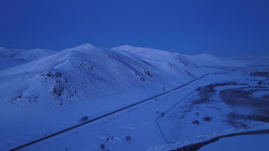 大兴安岭自然风光寒冬雪山雪景夜色视频