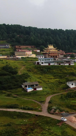 航拍著名藏传佛教寺庙郎木寺甘肃部分旅游景点58秒视频