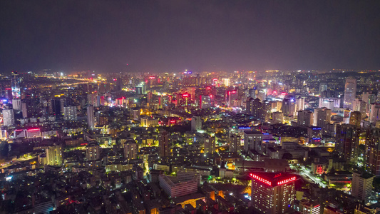 云南昆明城市万家灯火夜景灯光航拍移动延时视频