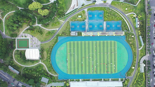 航拍郑州郑东新区市民体育公园运动健身场地视频
