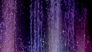 具有色光的喷泉以慢动98秒视频