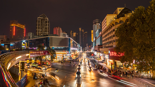 8k延时河南郑州二七路天桥十字路口夜景素材视频