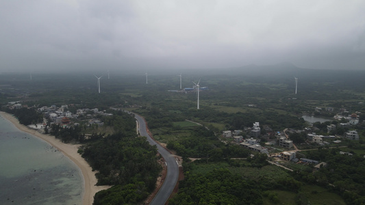 海边风力发电厂视频