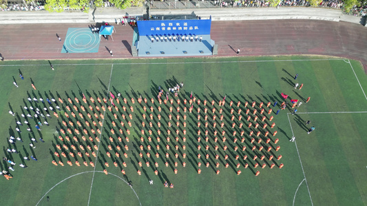 云南援渝消防队开始返程 西南大学举办欢送仪式送别英雄 视频