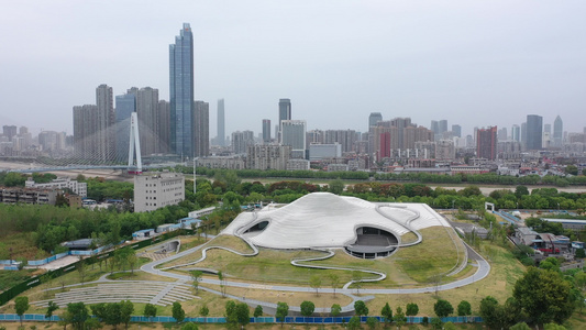 航拍湖北武汉琴台美术馆建筑外景视频