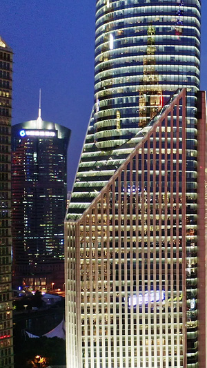 上海金融中心夜景航拍城市景观14秒视频