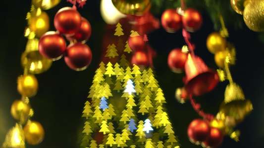 模糊的圣诞树和装饰视频