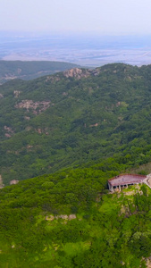 5A风景区连云港花果山最高峰及观景台航拍环绕孙悟空视频