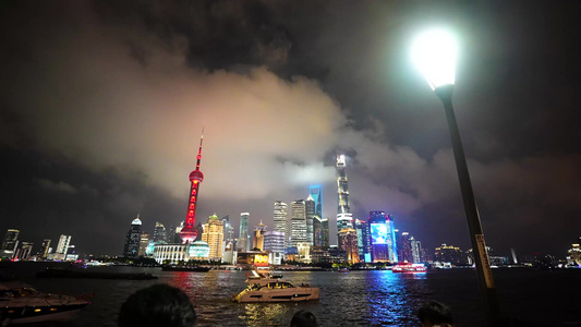 上海外滩灯光秀视频