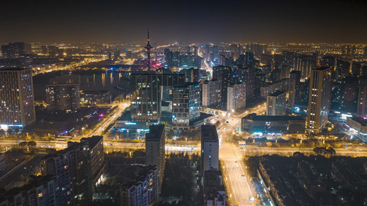 8K航拍盐城市天际线夜景延时聚龙湖夜景盐立方夜景视频