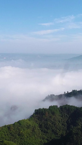 云层中的城市风景城市建设视频