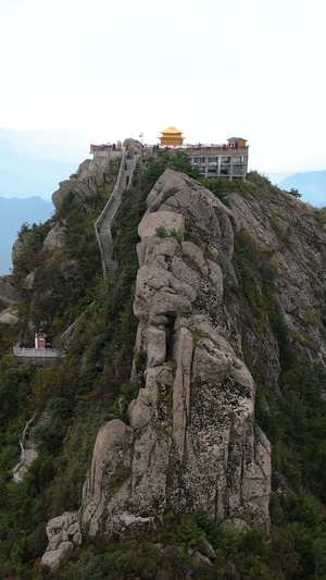 航拍5A河南洛阳白云山景区陡峭山脉与玉皇顶航拍视频自然风光53秒视频