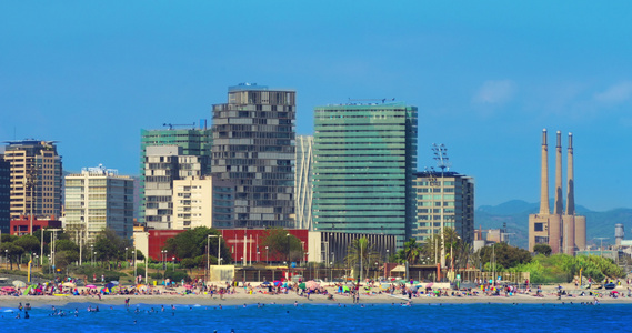巴塞罗那海滩景色西班牙度假胜地视频