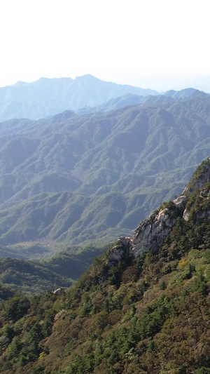 航拍5A河南尧山景区山脉山峦自然风光视频平顶山44秒视频