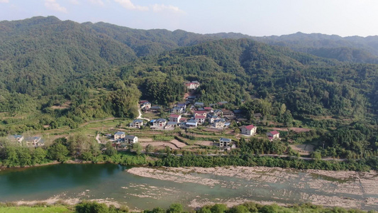 航拍自然风光山川流水视频