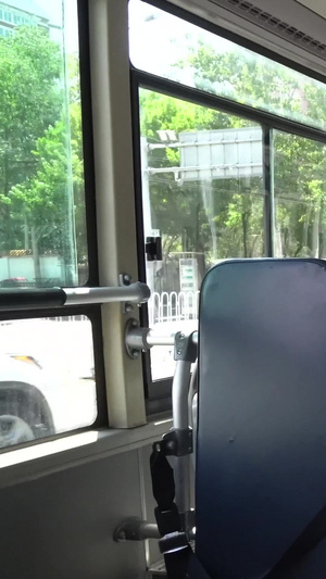公共交通实拍公交巴士7秒视频