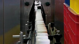 牛奶厂的设备12秒视频