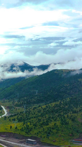 航拍西藏317国道素材蓝天白云视频