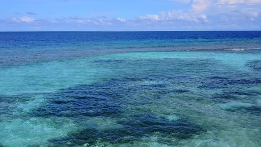 透明海洋美丽泻湖海滩视频