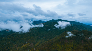 8K航拍广东东莞观音山4A景区云雾缭绕延时9秒视频