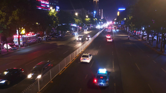 城市夜幕降临夜景交通车辆行驶视频