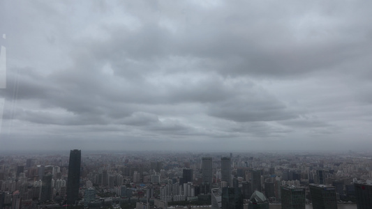 上海城市天际线乌云天空延时视频