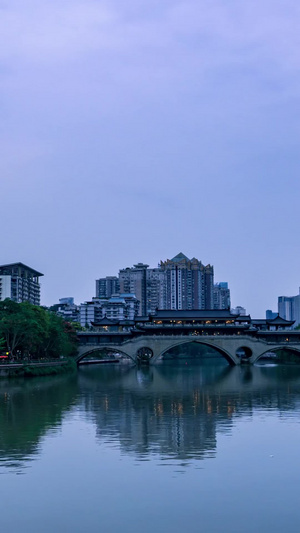 成都地标网红打卡景点九眼桥安顺廊桥日转夜延时成都旅游13秒视频