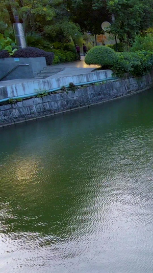 实拍两江四湖绿水青山湖面低角度航拍5A景区48秒视频