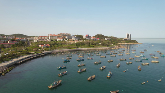 航拍海滨城市威海海湾海岸线风光视频视频