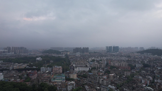城市极端天气暴雨来袭航拍广东中山视频