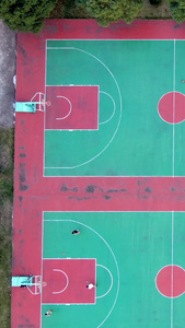航拍校园球场打篮球国际篮球日视频