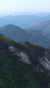 航拍湖北天堂寨山顶自然风光视频