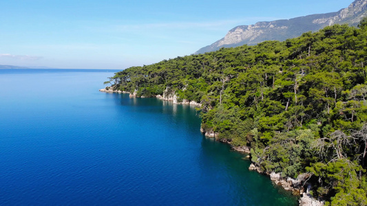9月9日夏季航空海平面的爱琴海海岸线视频