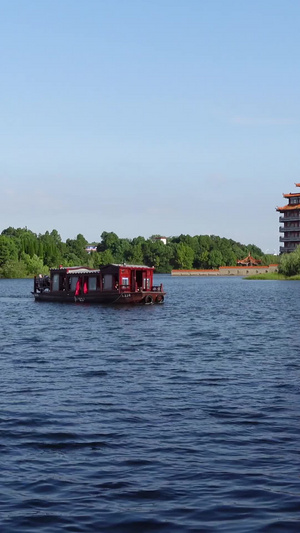 素材城市公园湖水游船旅游风景素材城市风光29秒视频