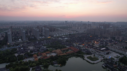 城市日落晚霞夕阳火烧云自然风光航拍视频