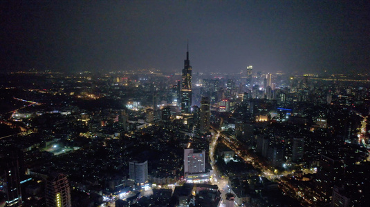 4K延时夜景的南京紫峰城市视频