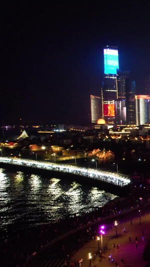 城市宣传片夜景青岛五四广场灯光秀航拍城市地标27秒视频