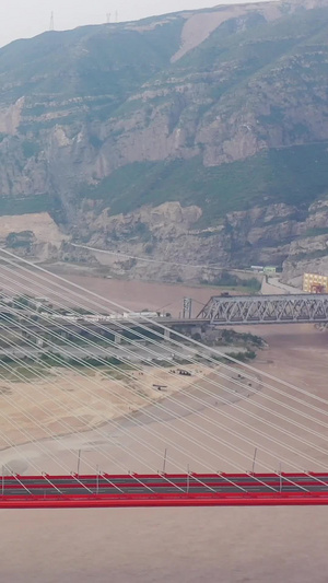 黄河上的大桥航拍视频禹门口大桥46秒视频
